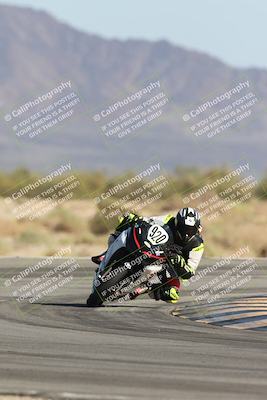 media/Oct-04-2025-CVMA (Sat) [[408bcdd6e4]]/Race 14-500-400-350 Supersport/